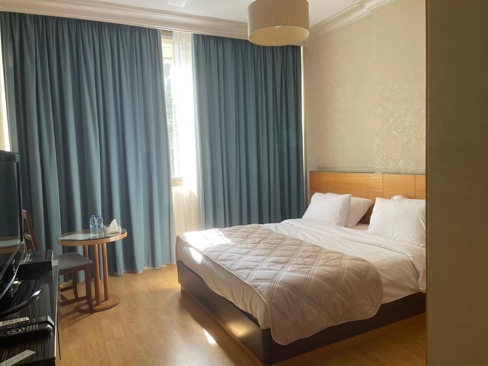 Apartamento Lahoya Garden Beirut Exterior foto